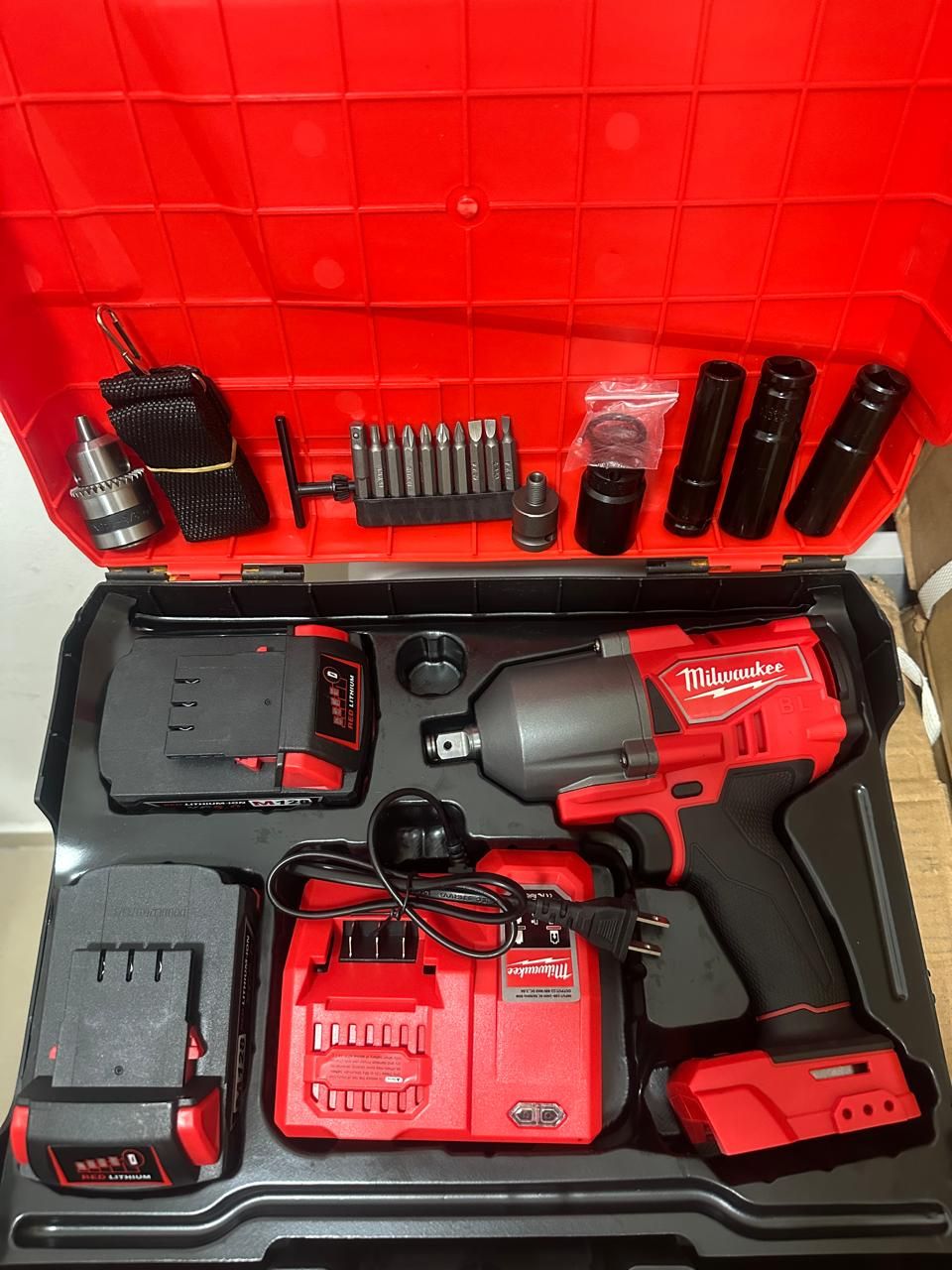Pistola De Impacto de 650 nm 128 Voltios